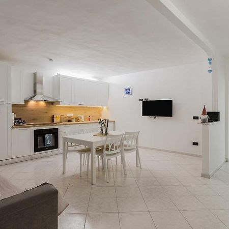 La Casa Di Nonno Roberto By Rentbeat Apartment Livorno Ngoại thất bức ảnh