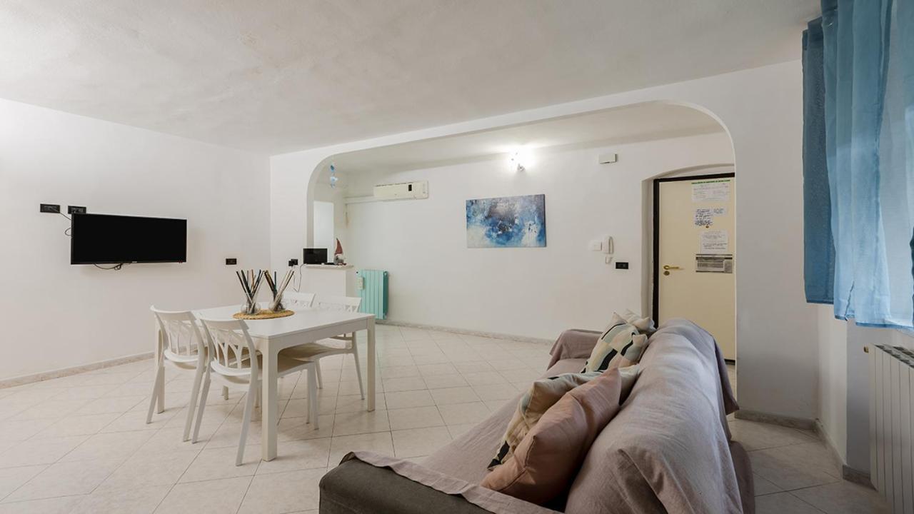 La Casa Di Nonno Roberto By Rentbeat Apartment Livorno Ngoại thất bức ảnh